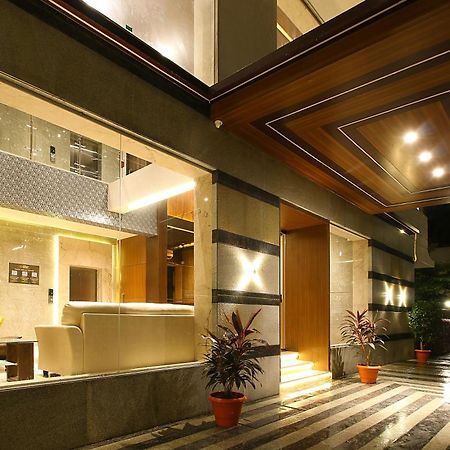 Mumbai House Luxury Apartments Santacruz East, Mumbai Exterior foto