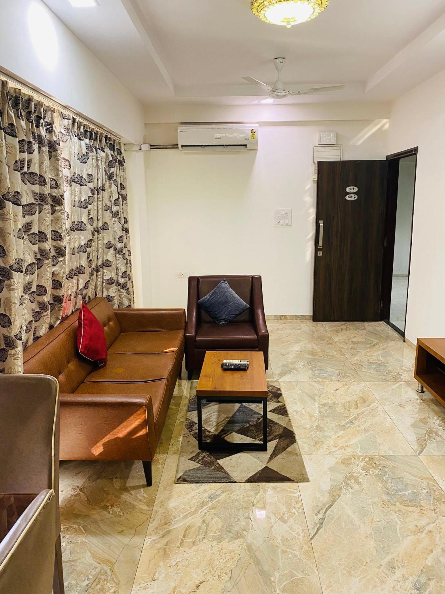Mumbai House Luxury Apartments Santacruz East, Mumbai Exterior foto