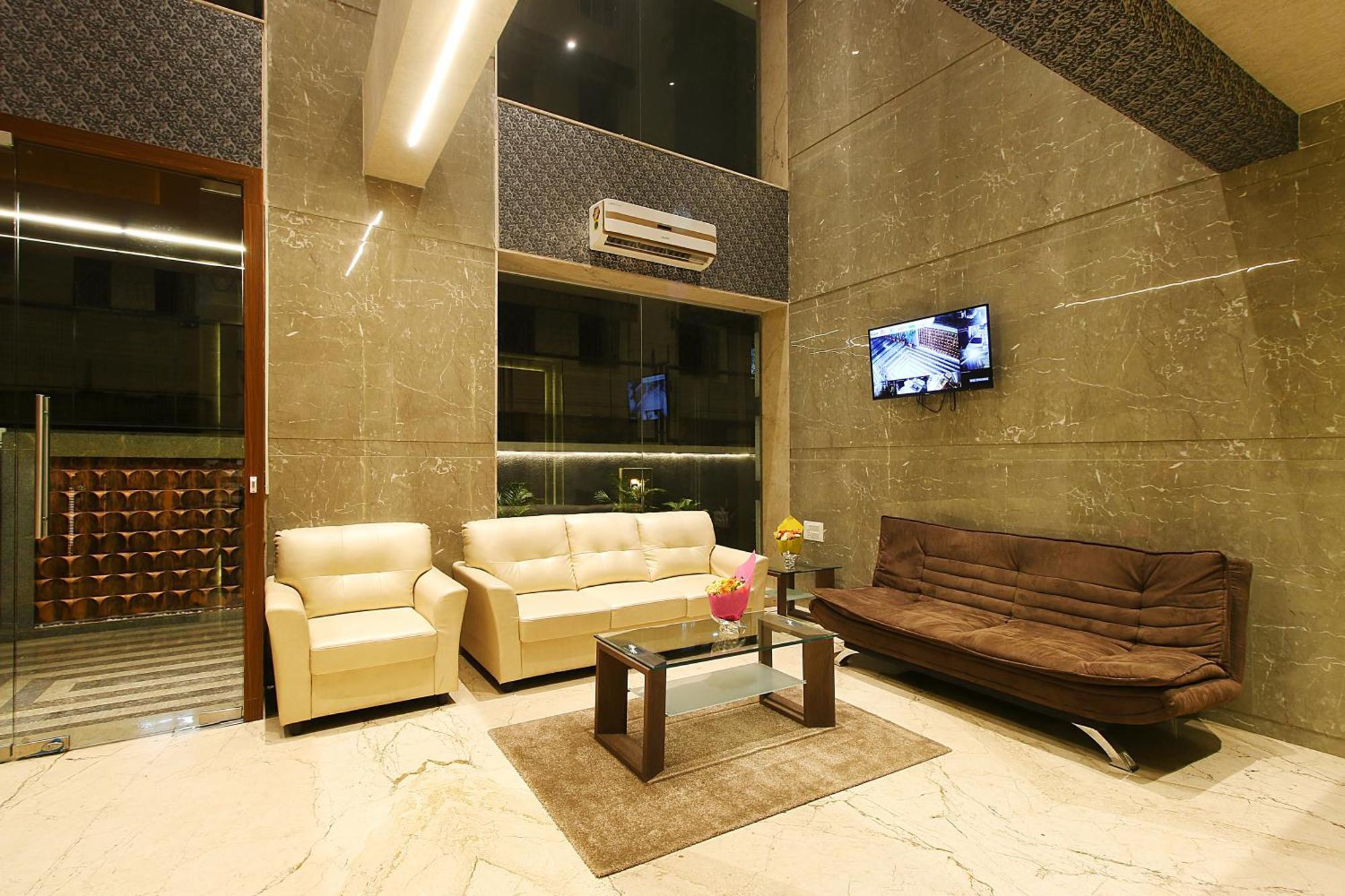 Mumbai House Luxury Apartments Santacruz East, Mumbai Exterior foto