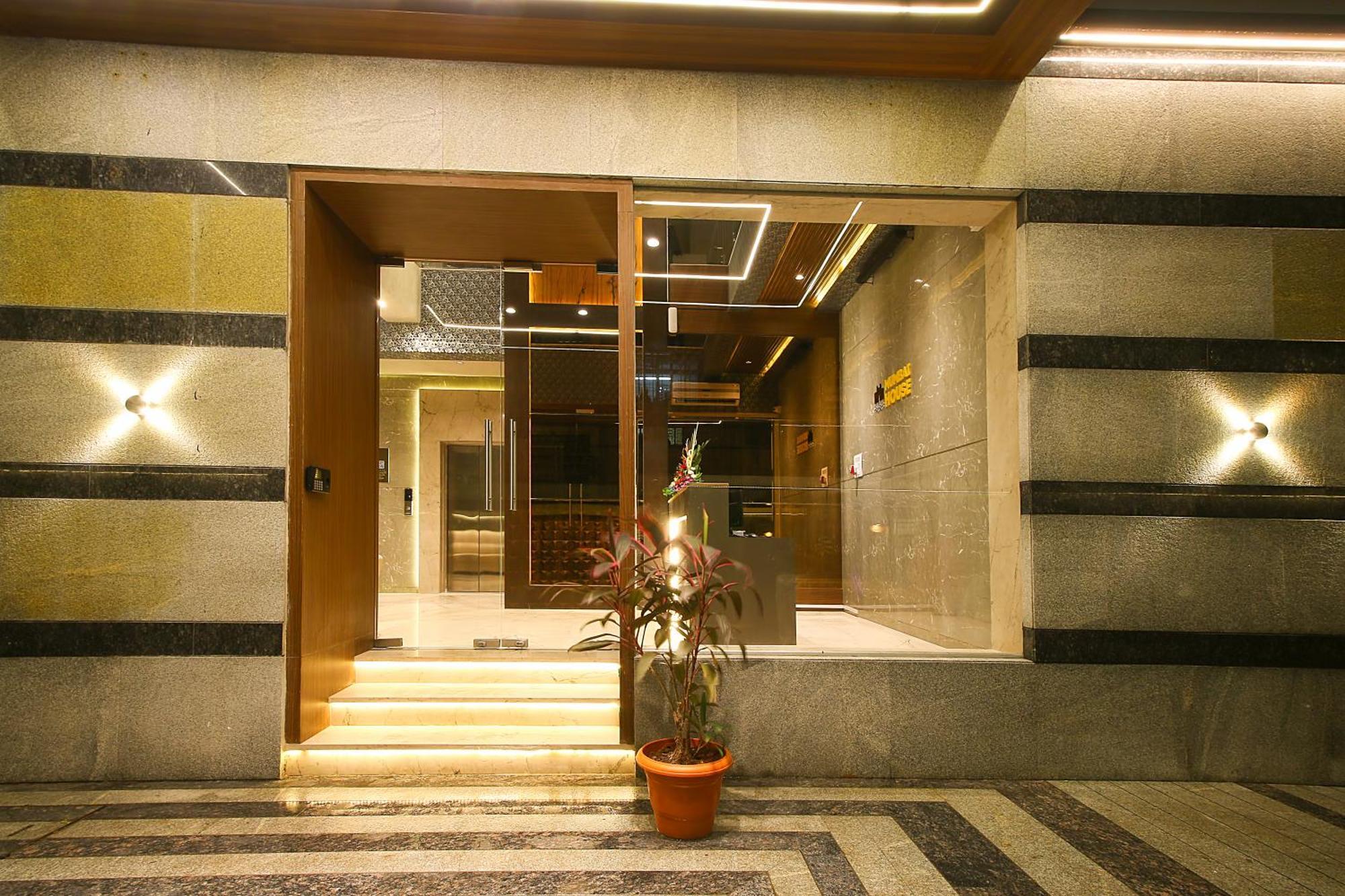 Mumbai House Luxury Apartments Santacruz East, Mumbai Exterior foto