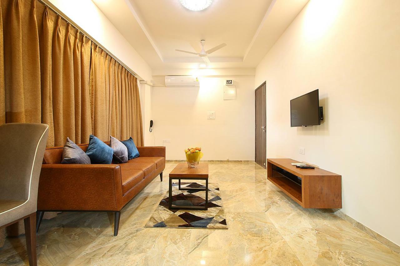 Mumbai House Luxury Apartments Santacruz East, Mumbai Exterior foto